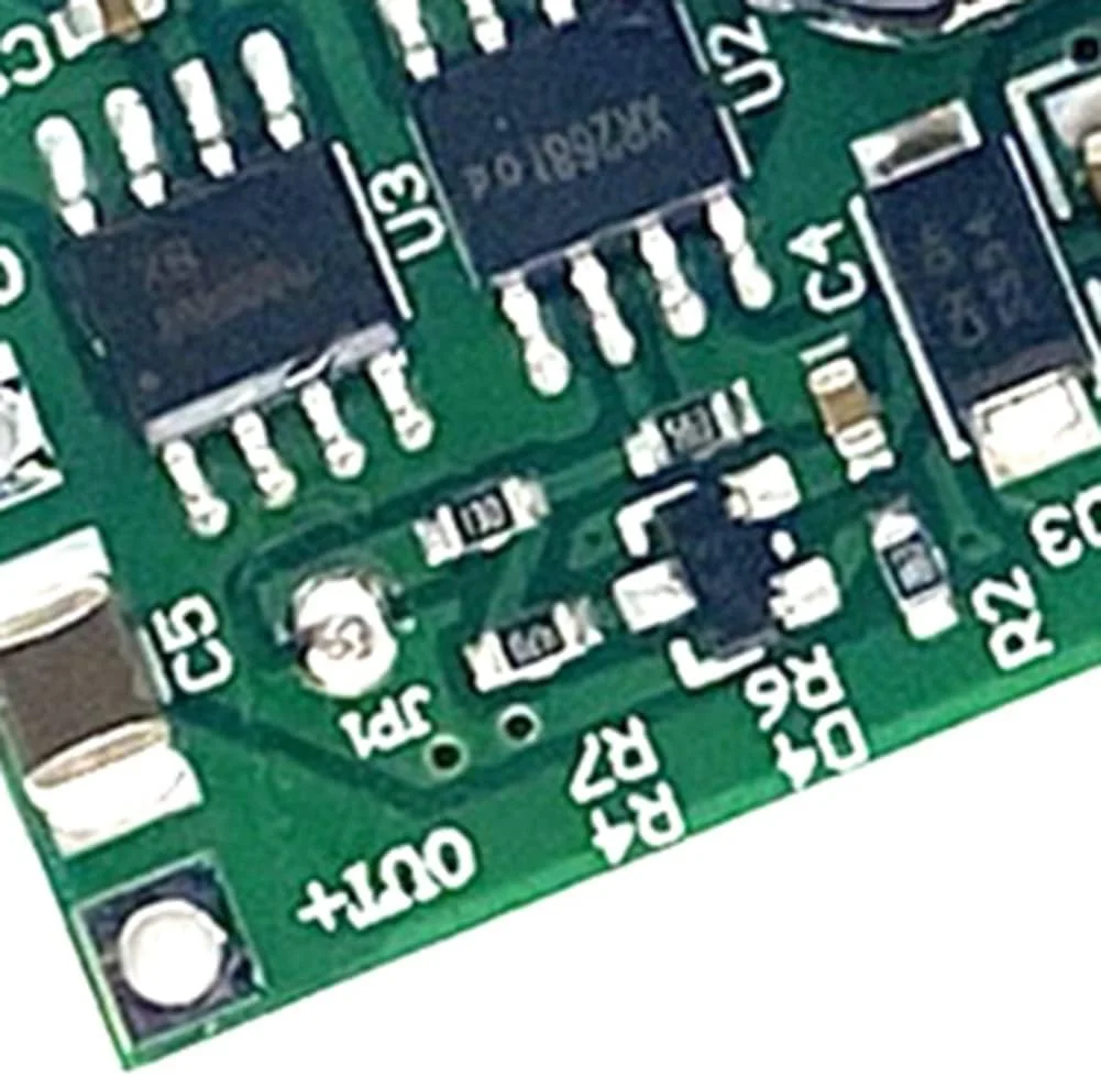 ماژول منبع تغذیه بدون وقفه DC UPS، ماژول شارژ و دشارژ باتری لیتیومی 3.7 ولت، افزایش توان 9 ولت ماژول منبع تغذیه بدون وقفه DC UPS، ماژول شارژ و دشارژ باتری لیتیومی 3.7 ولت، افزایش توان 9 ولت