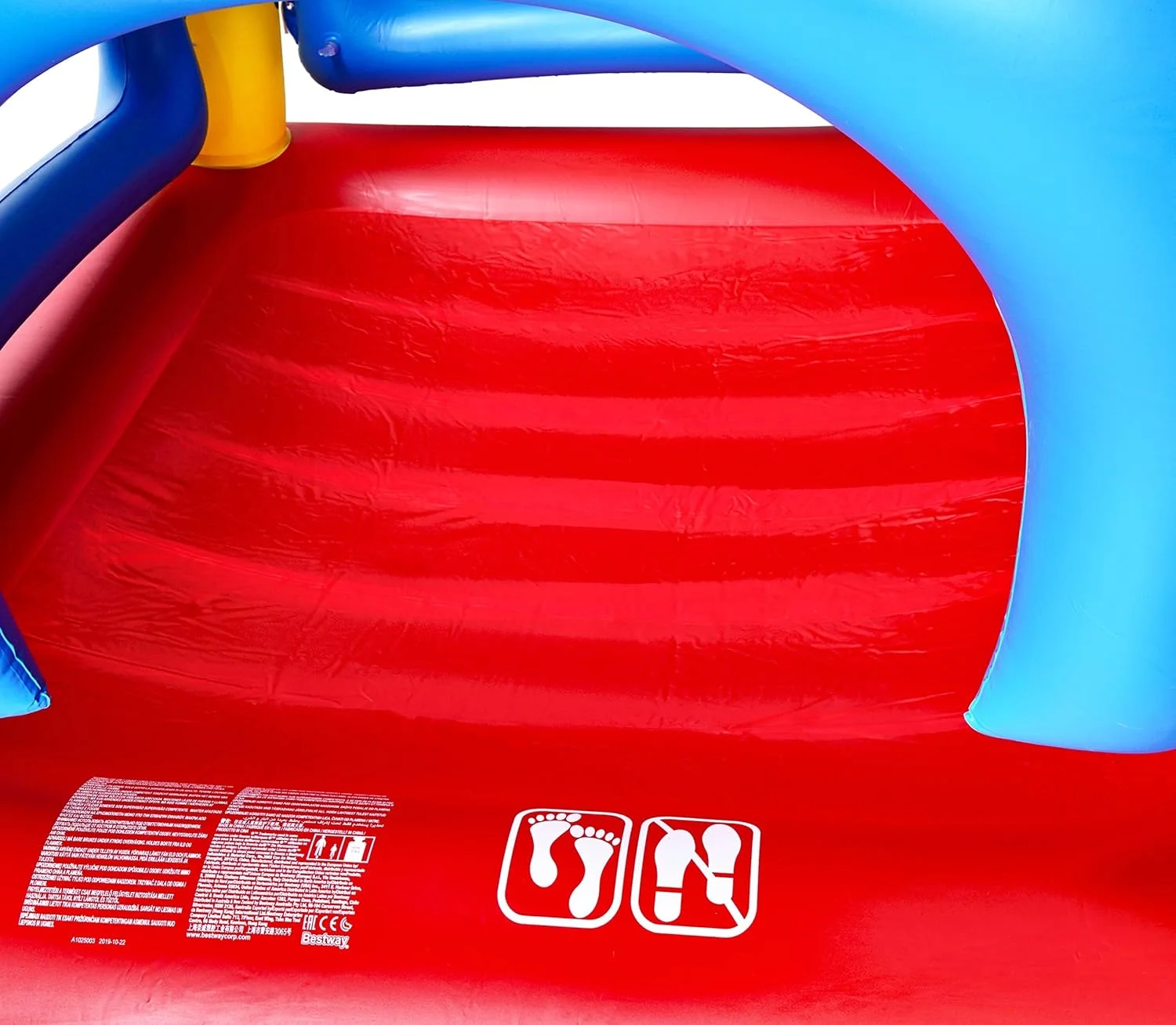 قلعه بادی بست وی قلعه بادی بست وی