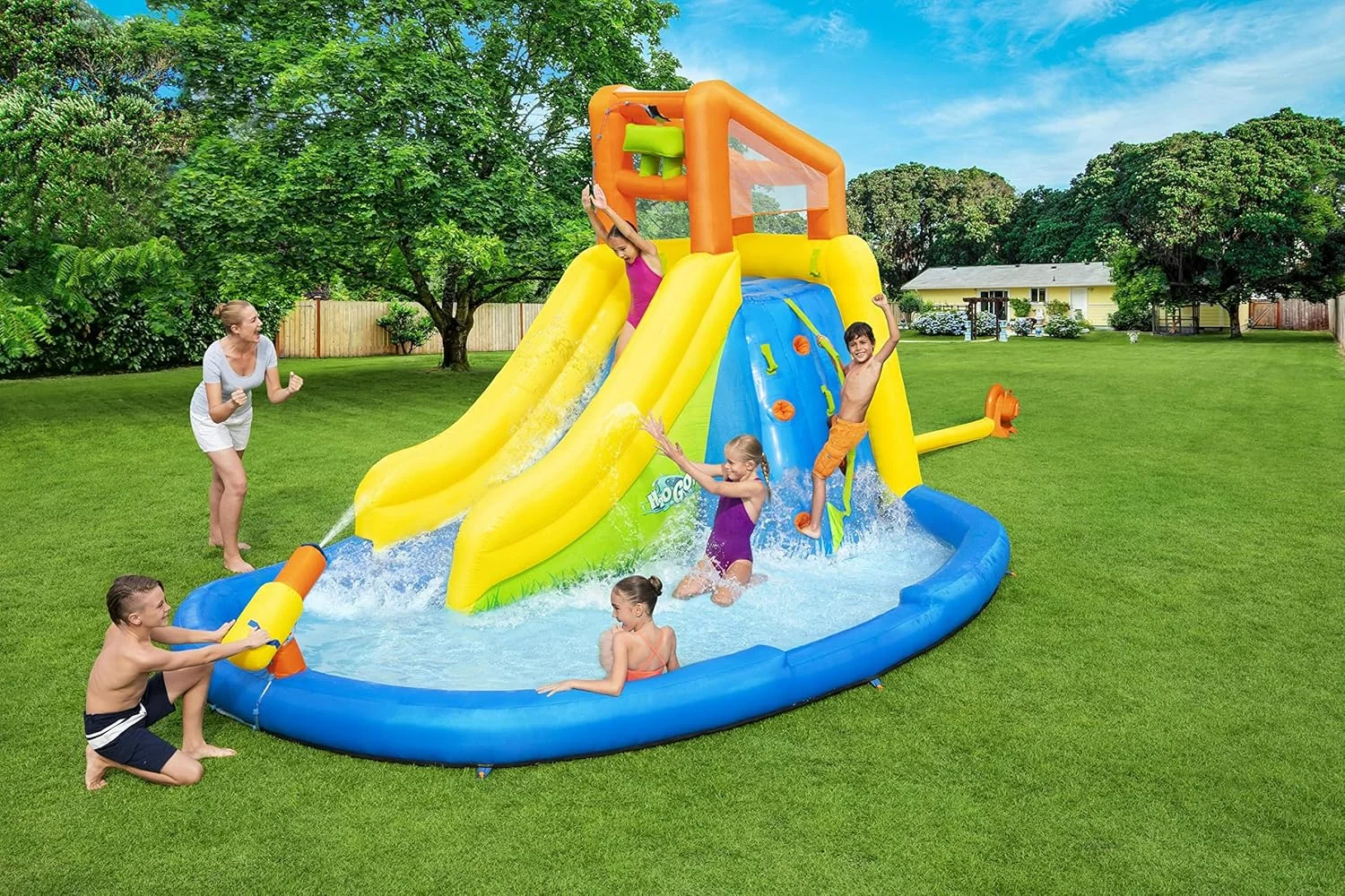 پارک آبی بزرگ بست وی مدل H2OGO Mount Splashmore ابعاد 435x286x267 سانتی متر پارک آبی بزرگ بست وی مدل H2OGO Mount Splashmore ابعاد 435x286x267 سانتی متر