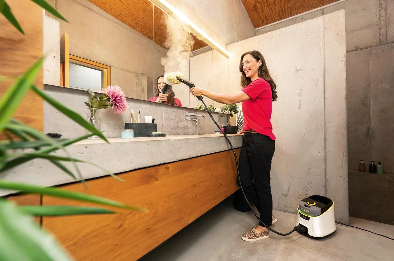 بخارشوی کارچر SC 5 Deluxe Signature Line، عملکرد VapoHydro، فشار بخار: 4 بار، زمان گرم شدن: 3 دقیقه، مساحت قابل تمیز کردن: 130 متر مربع، مخزن: 1.3 لیتر، لوازم جانبی، ست تمیز کردن کف بخارشوی کارچر SC 5 Deluxe Signature Line، عملکرد VapoHydro، فشار بخار: 4 بار، زمان گرم شدن: 3 دقیقه، مساحت قابل تمیز کردن: 130 متر مربع، مخزن: 1.3 لیتر، لوازم جانبی، ست تمیز کردن کف