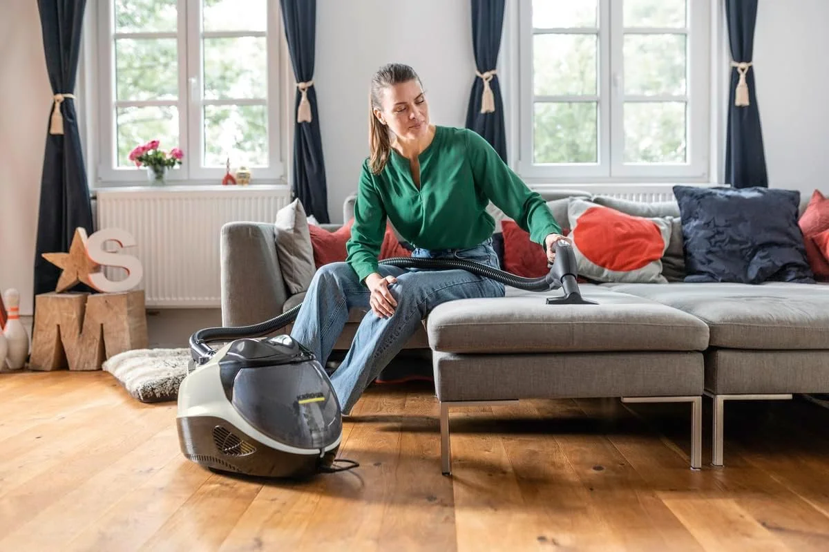 بخارشوی جاروبرقی کارچر SV 7 – بخار، جاروبرقی و خشک کن 3 در 1، بخار 4 بار، فیلتر HEPA برای افراد مبتلا به آلرژی، تمیز کردن بهداشتی بدون مواد شیمیایی برای کف، اثاثه یا لوازم داخلی و موارد دیگر