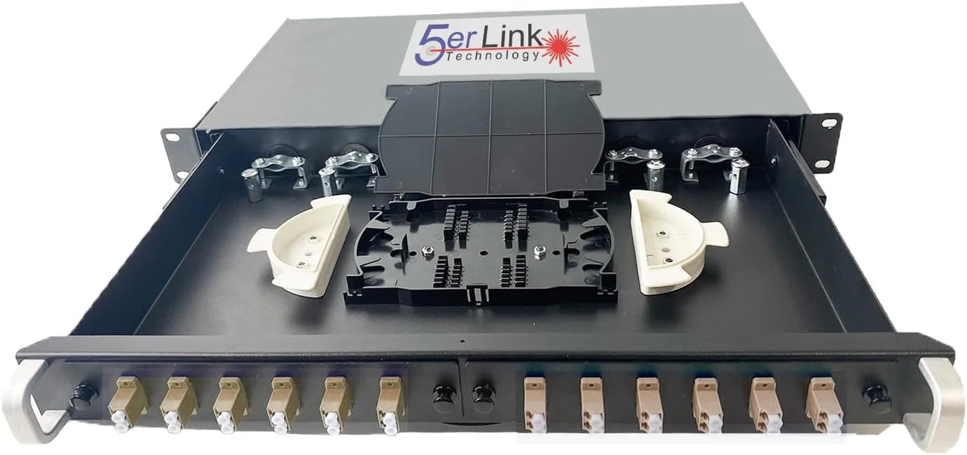 محفظه رک مونت کابل فیبر نوری 24 رشته ای 1U با 12 کوپلر LC Duplex برای رک ها یا کابینت های 19 اینچی | شامل سینی اتصال و آستین های اتصال فیوژن 60 میلی متری | جعبه فیبر نوری (LC OM1)