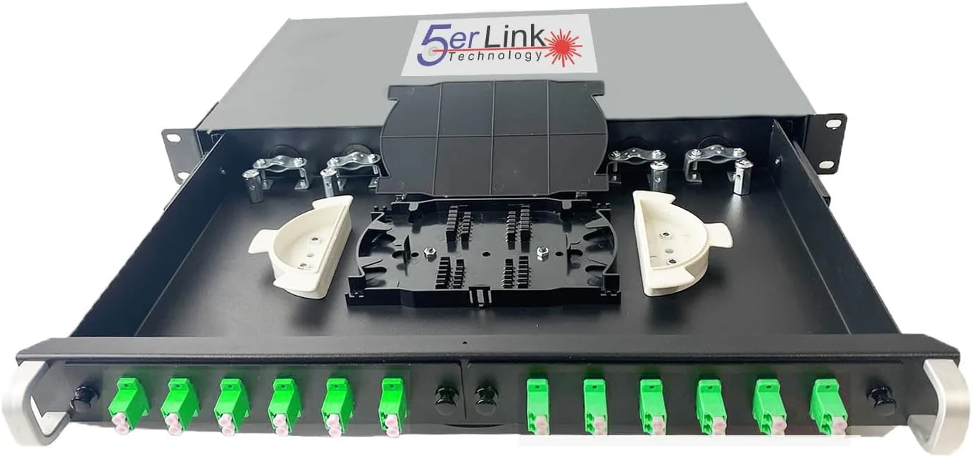 محفظه رک مونت کابل فیبر نوری 24 رشته ای 1U با 12 کوپلر LC Duplex برای رک ها یا کابینت های 19 اینچی | شامل سینی اتصال و آستین های اتصال فیوژن 60 میلی متری | جعبه فیبر نوری (LC APC)