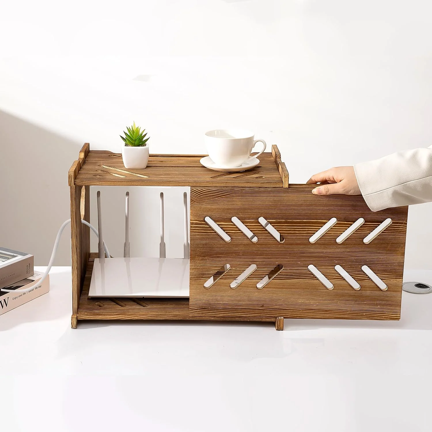 شلف روتر چوبی، استند پروژکتور، باکس ذخیره سازی روتر، کاور روتر، مدیریت کابل مودم و سیم برق، قفسه مخفی کننده کابل - نیازمند مونتاژ (قهوه ای روستیک)