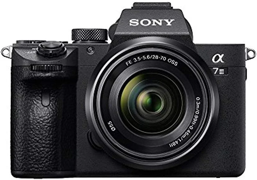 دوربین بدون آینه فول فریم Sony a7 III به همراه لنز اپتیکال 28-70 میلی‌متری با LCD (مشکی، 3 اینچ)