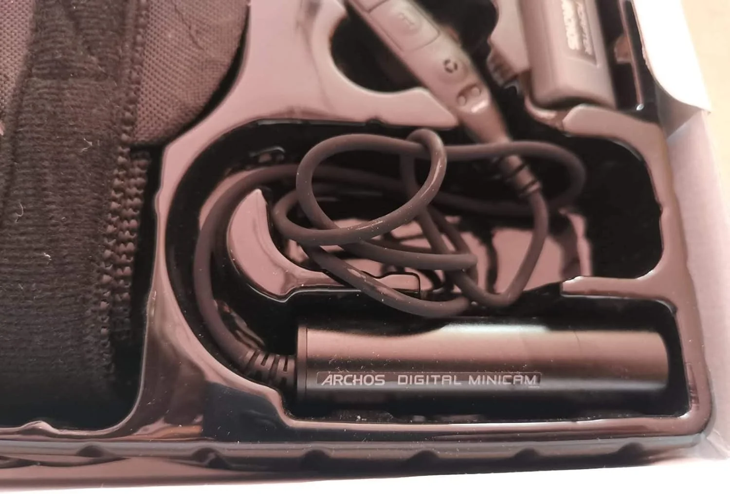 دوربین فیلمبرداری کلاهی آرکوس برای پخش کننده های رسانه ای قابل حمل آرکوس نسل 5 دوربین فیلمبرداری کلاهی آرکوس برای پخش کننده های رسانه ای قابل حمل آرکوس نسل 5