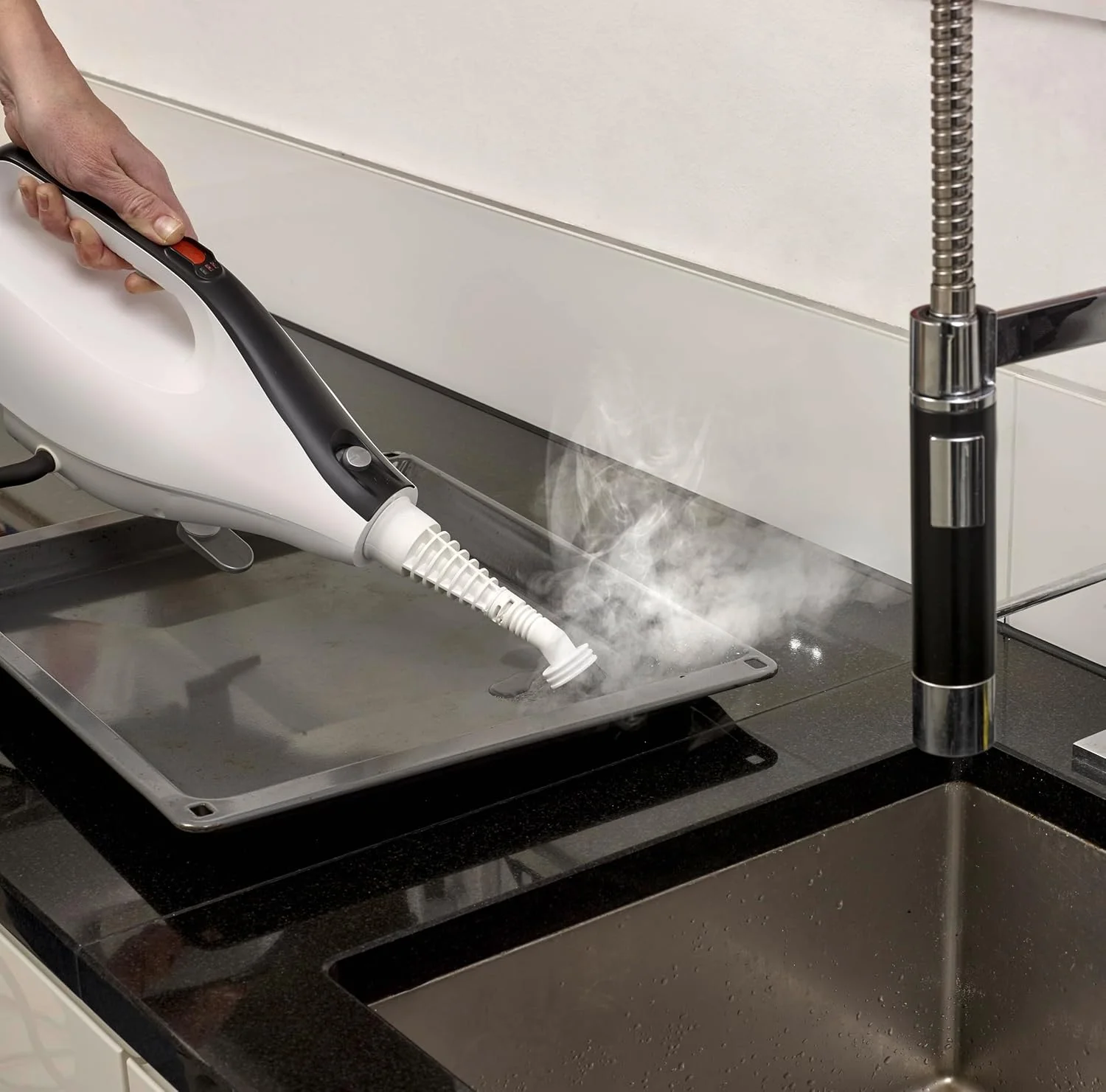 بخارشوی 2 در 1 سورین مدل SC 7145 به همراه لوازم جانبی ترکیبی بخارشوی 2 در 1 سورین مدل SC 7145 به همراه لوازم جانبی ترکیبی