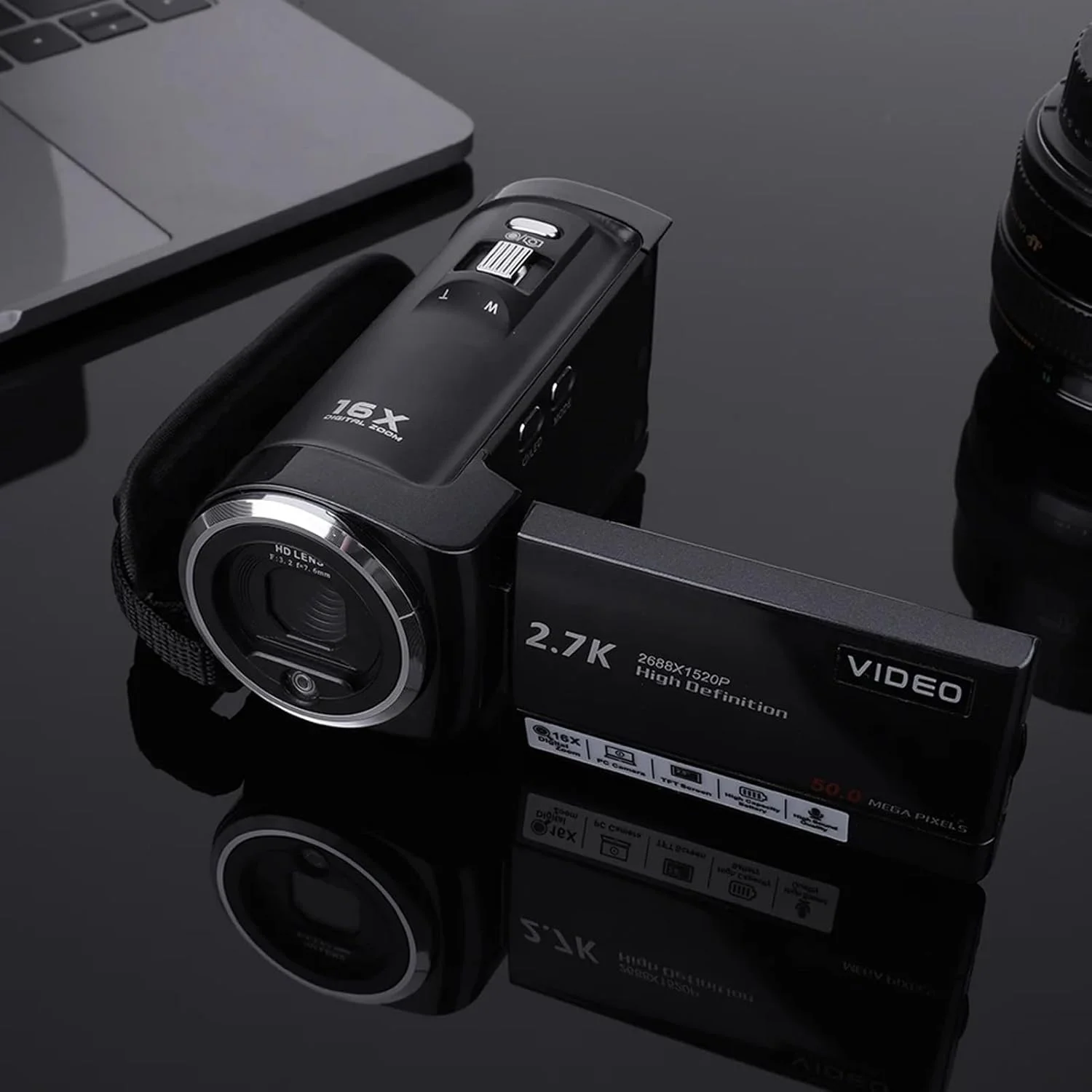 دوربین فیلمبرداری 2.7K 50MP با زوم دیجیتال 16X، وب کم، چرخش 270 درجه، نور LED، برای یوتیوب و مسافرت دوربین فیلمبرداری 2.7K 50MP با زوم دیجیتال 16X، وب کم، چرخش 270 درجه، نور LED، برای یوتیوب و مسافرت