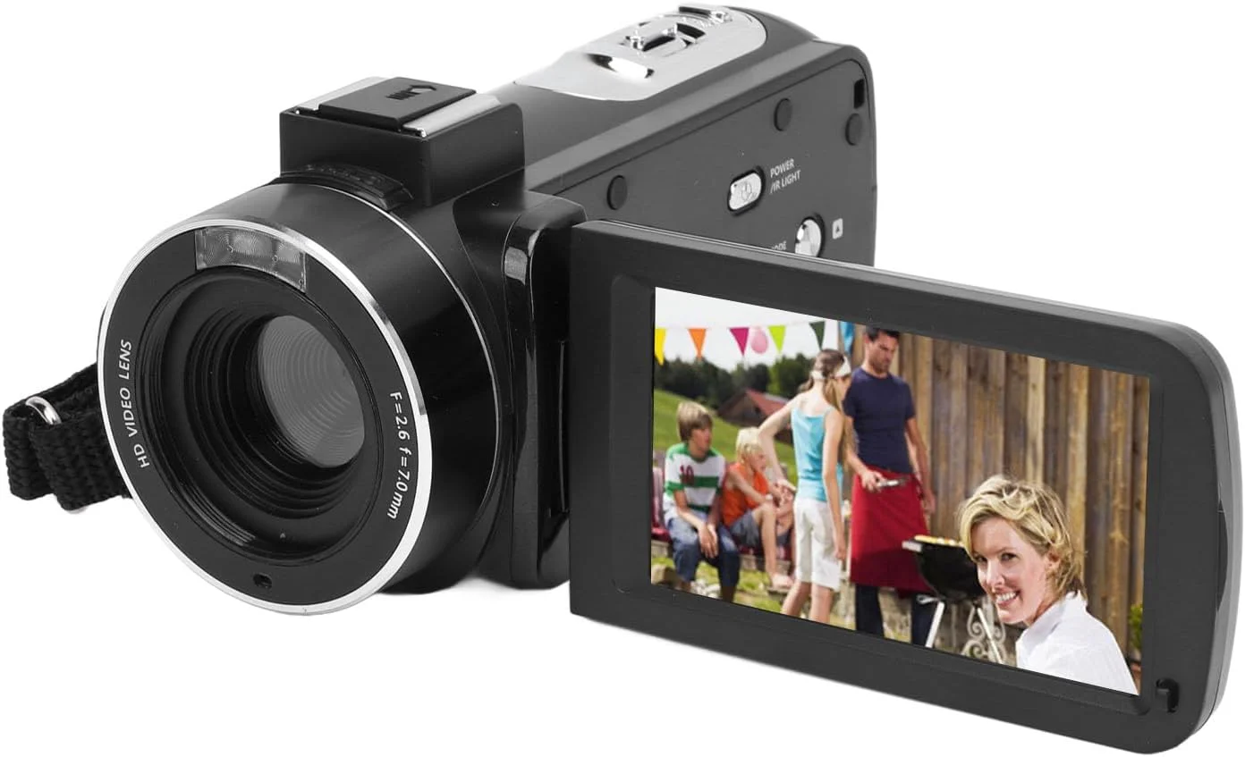 دوربین فیلمبرداری 4K با کیفیت 56 مگاپیکسل، زوم 18 برابر، صفحه لمسی 3 اینچی، دوربین دیجیتال با نور سلفی، فضای ذخیره سازی 128 گیگابایتی، باتری 1700 میلی آمپر ساعتی، مناسب برای ثبت لحظات کودک، خاطرات سفر و عروسی