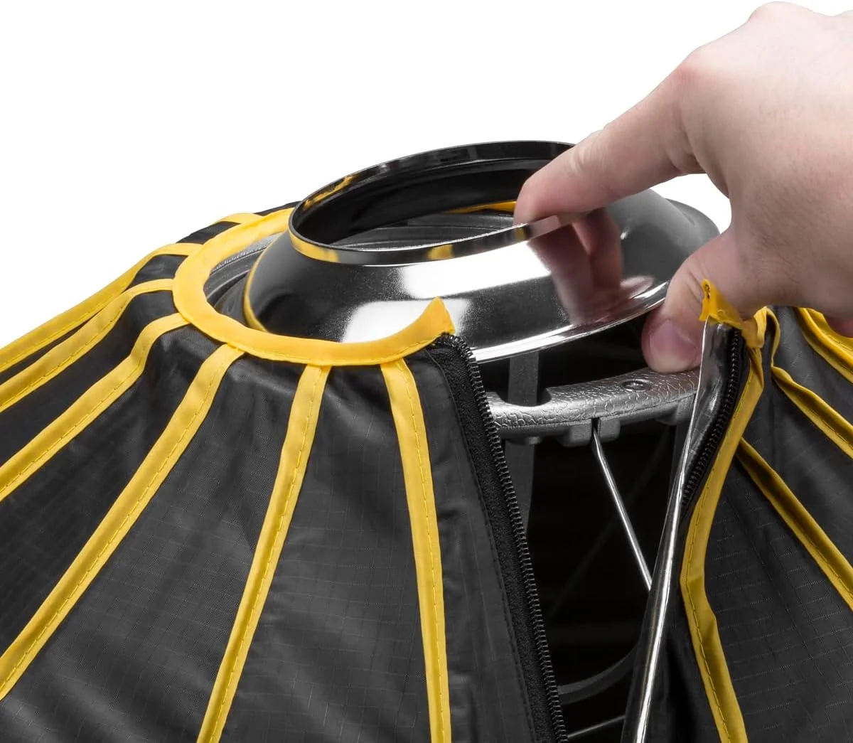 حلقه اتصال سریع سافت باکس گِلو EZ Lock با قطر ۱۴۴ میلی‌متر برای فلاش‌های Balcar/White Lighting/Alien Bees و Einsteins