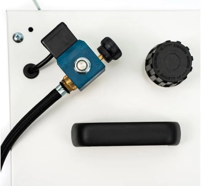 ژنراتور بخار Saturnino با دیگ 5 لیتری و اتو EOS، ظرفیت مفید 3.8 لیتر (استیل). توان دیگ بخار 1700 وات، فشار بخار کاری 2.8 بار ژنراتور بخار Saturnino با دیگ 5 لیتری و اتو EOS، ظرفیت مفید 3.8 لیتر (استیل). توان دیگ بخار 1700 وات، فشار بخار کاری 2.8 بار