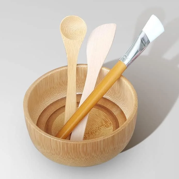 ست کاسه ماسک شامل کاسه، قاشق، کاردک و برس بامبو، مناسب برای مخلوط کردن ماسک صورت، ماسک گِلی و سایر محصولات مراقبت از پوست، قابل استفاده در منزل و سالن آرایشی ست کاسه ماسک شامل کاسه، قاشق، کاردک و برس بامبو، مناسب برای مخلوط کردن ماسک صورت، ماسک گِلی و سایر محصولات مراقبت از پوست، قابل استفاده در منزل و سالن آرایشی