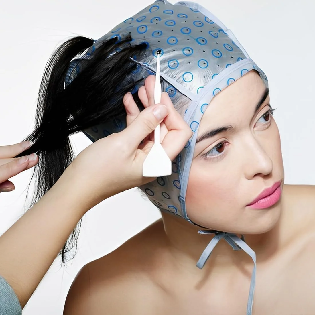 ۲ عدد کلاه مش، لوازم جانبی رنگ مو با برس رنگ و قلاب فلزی برای استفاده در منزل و سالن، کلاه مش سوراخ دار با برس ۲ عدد کلاه مش، لوازم جانبی رنگ مو با برس رنگ و قلاب فلزی برای استفاده در منزل و سالن، کلاه مش سوراخ دار با برس