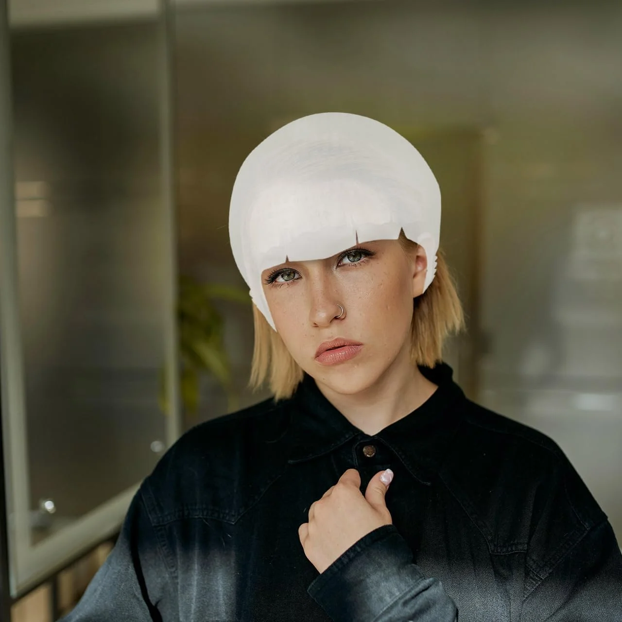 کلاه رنگ مو سیلیکونی قابل استفاده مجدد Baluue برای هایلایت، دارای سوراخهای از پیش پانچ شده، مناسب رنگ کردن مو در خانه و سالن کلاه رنگ مو سیلیکونی قابل استفاده مجدد Baluue برای هایلایت، دارای سوراخهای از پیش پانچ شده، مناسب رنگ کردن مو در خانه و سالن