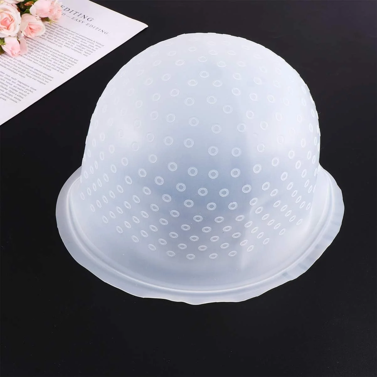 کلاه سیلیکونی مش و رنگ مو به همراه قلاب، مناسب برای استفاده در خانه و سالن کلاه سیلیکونی مش و رنگ مو به همراه قلاب، مناسب برای استفاده در خانه و سالن