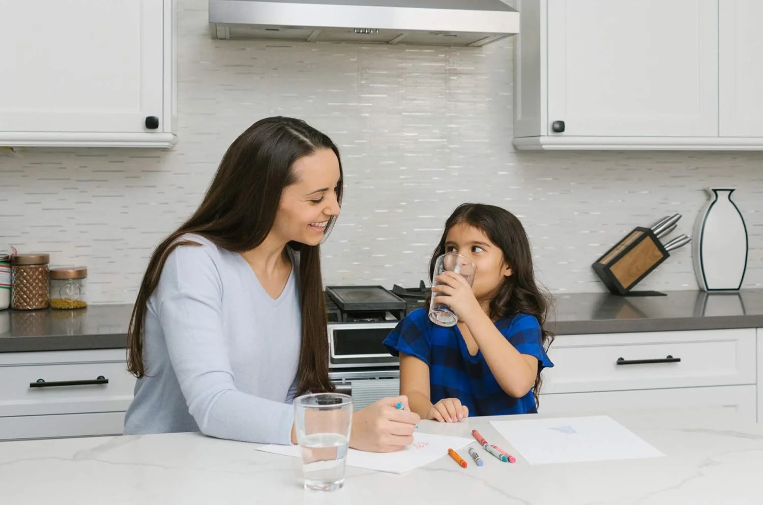 سیستم تصفیه آب زیر سینکی واتس پریمیر Pure H2O با جریان کامل، ظرفیت بالای 4000 گالن آب، کاهش 99.2% سرب سیستم تصفیه آب زیر سینکی واتس پریمیر Pure H2O با جریان کامل، ظرفیت بالای 4000 گالن آب، کاهش 99.2% سرب