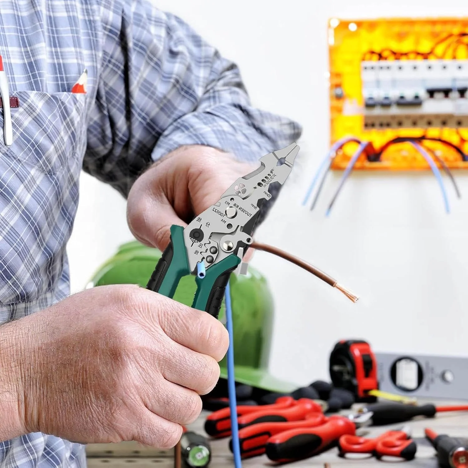 سیم لخت کن و سیم چین، ابزار سیم لخت کن چند منظوره، سیم چین با طراحی دسته حرفه ای، سیم چین و ابزار پرس جهانی، انبر برق چند منظوره برای پرس و برش