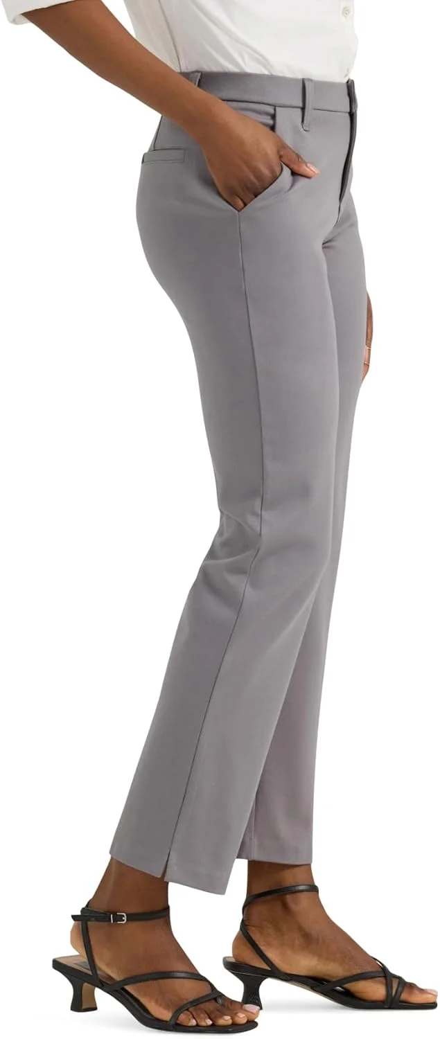 شلوار زنانه لی، فوق العاده راحت، دارای چاک جانبی در قسمت مچ پا