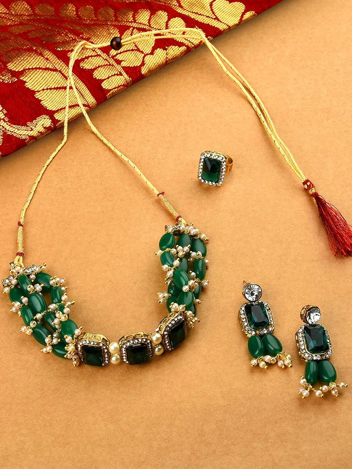 زیوری پرلز - ست گردنبند چوکر، گوشواره و انگشتر مهره سبز زنانه - ZPFK10767