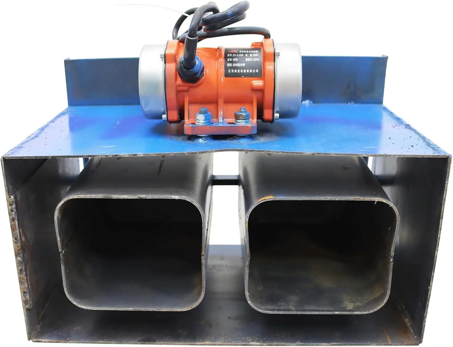 دستگاه بلوک زنی، دستگاه دستی ساخت بلوک سیمانی توخالی، دستگاه قالب بلوک بتنی، فرکانس ارتعاش 212 بار در دقیقه، شکل دهی سریع 45 ثانیه ای، 30 بلوک در ساعت دستگاه بلوک زنی، دستگاه دستی ساخت بلوک سیمانی توخالی، دستگاه قالب بلوک بتنی، فرکانس ارتعاش 212 بار در دقیقه، شکل دهی سریع 45 ثانیه ای، 30 بلوک در ساعت