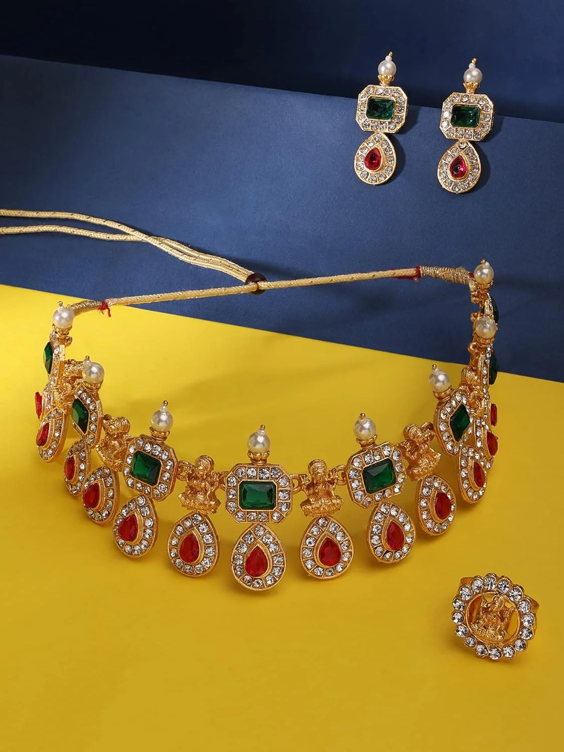 زیوری پرلز ست گردنبند، گوشواره و انگشتر طرح معبد لاکشمی با سنگ های سبز و صورتی - ZPFK14437 زیوری پرلز ست گردنبند، گوشواره و انگشتر طرح معبد لاکشمی با سنگ های سبز و صورتی - ZPFK14437