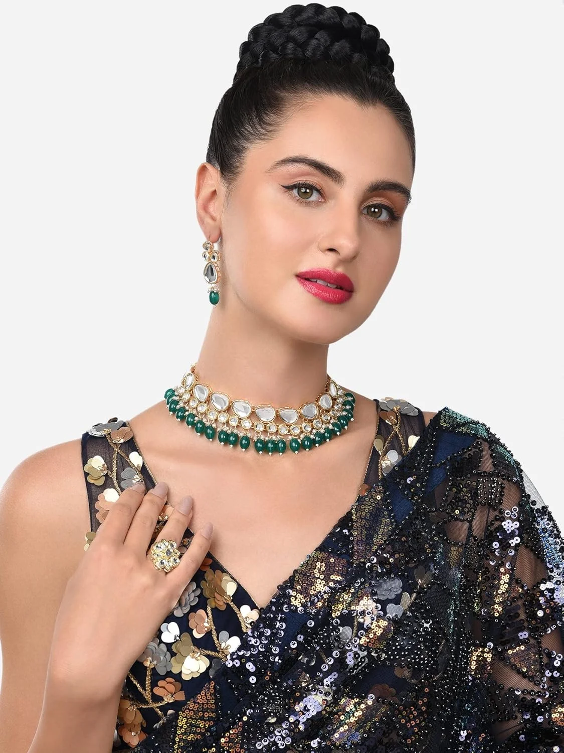 نیم ست زنانه گردنبند چوکر، گوشواره و انگشتر نگین دار سبز ZAVERI PEARLS مدل ZPFK14814 نیم ست زنانه گردنبند چوکر، گوشواره و انگشتر نگین دار سبز ZAVERI PEARLS مدل ZPFK14814