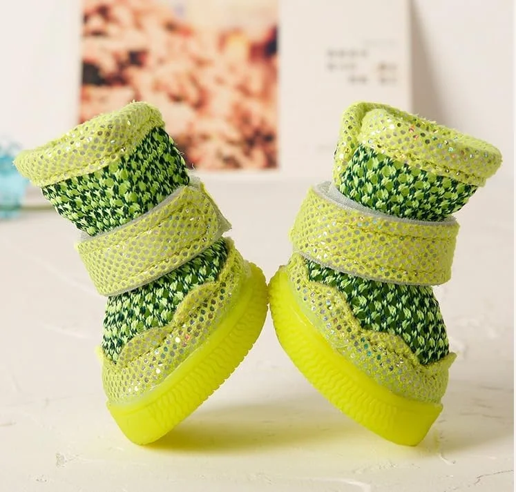 ست چهارتایی پاپوش سگ، کفش سگ کوچک با کفی ضد لغزش و بند چسبی قابل تنظیم، روکش محافظ پنجه تنفسی برای جلوگیری از لیسیدن (سبز، سایز 3)