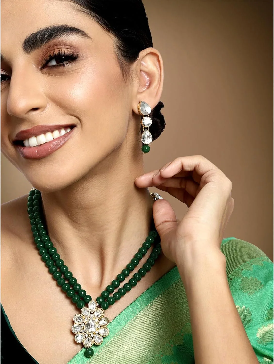 ست گردنبند، آویز، گوشواره مهره ای طرح کندان مصنوعی زنانه Aheli مناسب مهمانی عروسی، بالیوودی، جواهرات هندی ست گردنبند، آویز، گوشواره مهره ای طرح کندان مصنوعی زنانه Aheli مناسب مهمانی عروسی، بالیوودی، جواهرات هندی