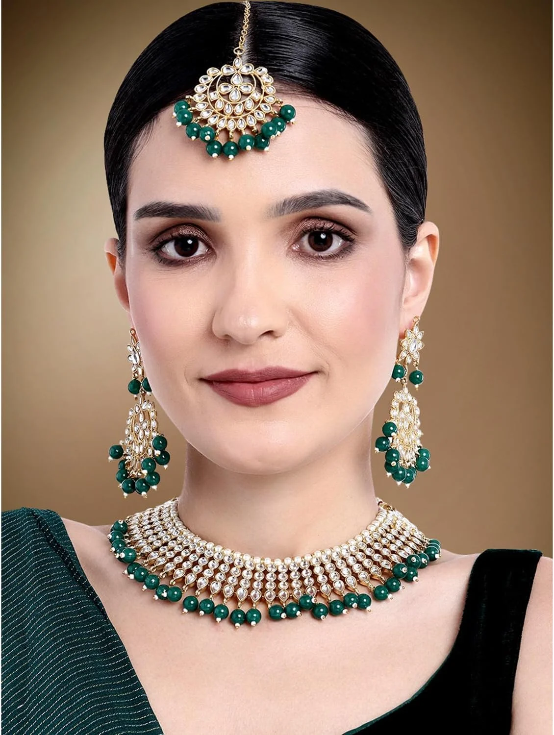 ست گردنبند چوکر منجوق دار Kundan Aheli مناسب مراسم عروسی به همراه Maang Tikka، زیورآلات هندی برای زنان و دختران ست گردنبند چوکر منجوق دار Kundan Aheli مناسب مراسم عروسی به همراه Maang Tikka، زیورآلات هندی برای زنان و دختران