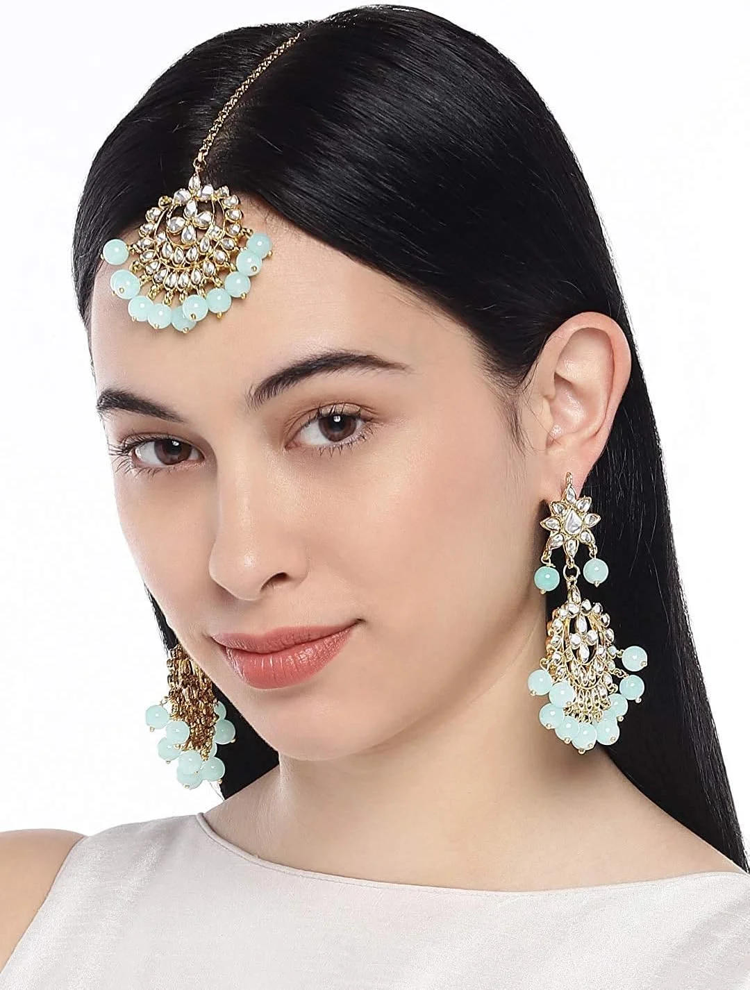 آهلی، ست گوشواره و تیکای پیشانی نگین دار زیبا به سبک سنتی هندی مناسب مجالس عروسی و زیورآلات فشن زنانه آهلی، ست گوشواره و تیکای پیشانی نگین دار زیبا به سبک سنتی هندی مناسب مجالس عروسی و زیورآلات فشن زنانه