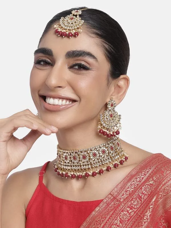 گردنبند چوکر مروارید مصنوعی Aheli با گوشواره، ست جواهرات سنتی بالیوودی هندی برای زنان و دختران، سنگ سبز گردنبند چوکر مروارید مصنوعی Aheli با گوشواره، ست جواهرات سنتی بالیوودی هندی برای زنان و دختران، سنگ سبز