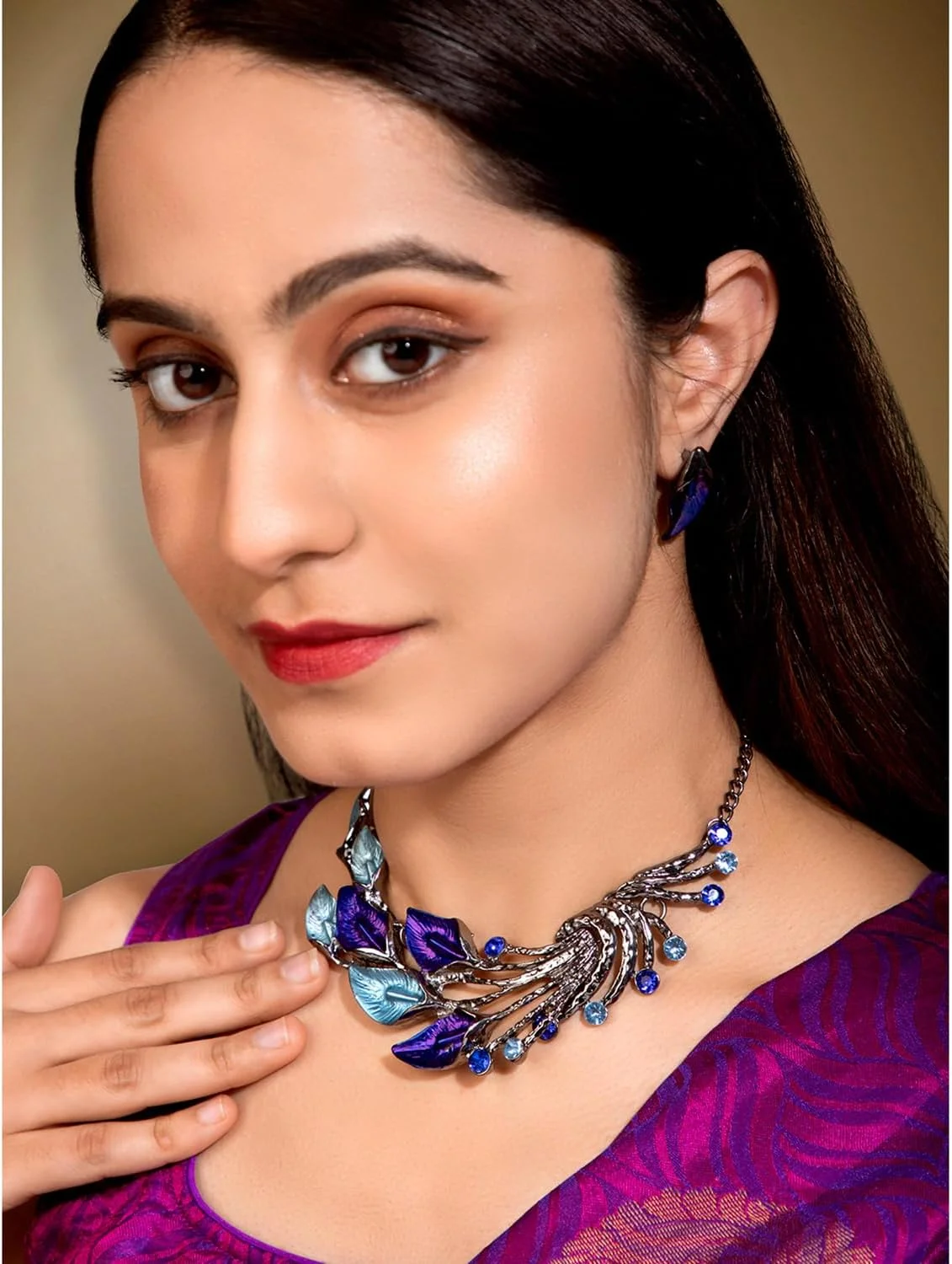 ست گردنبند و گوشواره آبی رنگ باشکوه Aheli برای زنان ست گردنبند و گوشواره آبی رنگ باشکوه Aheli برای زنان