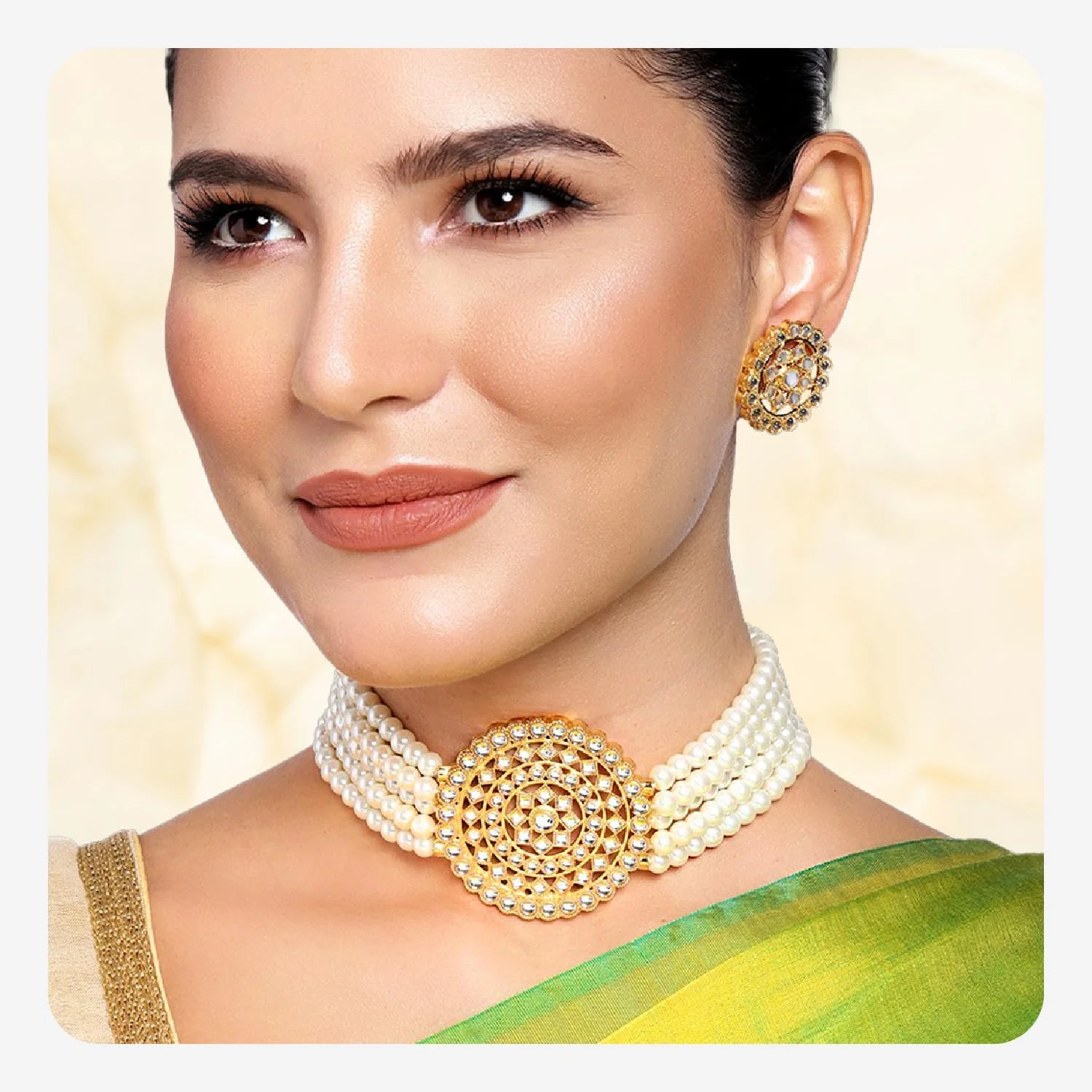 آهلی، ست گردنبند، گوشواره و تیکا پیشانی مجلسی با مروارید، سنگ های رنگی و طرح سنتی هندی، مناسب عروسی، مهمانی و استایل بالیوودی برای بانوان آهلی، ست گردنبند، گوشواره و تیکا پیشانی مجلسی با مروارید، سنگ های رنگی و طرح سنتی هندی، مناسب عروسی، مهمانی و استایل بالیوودی برای بانوان