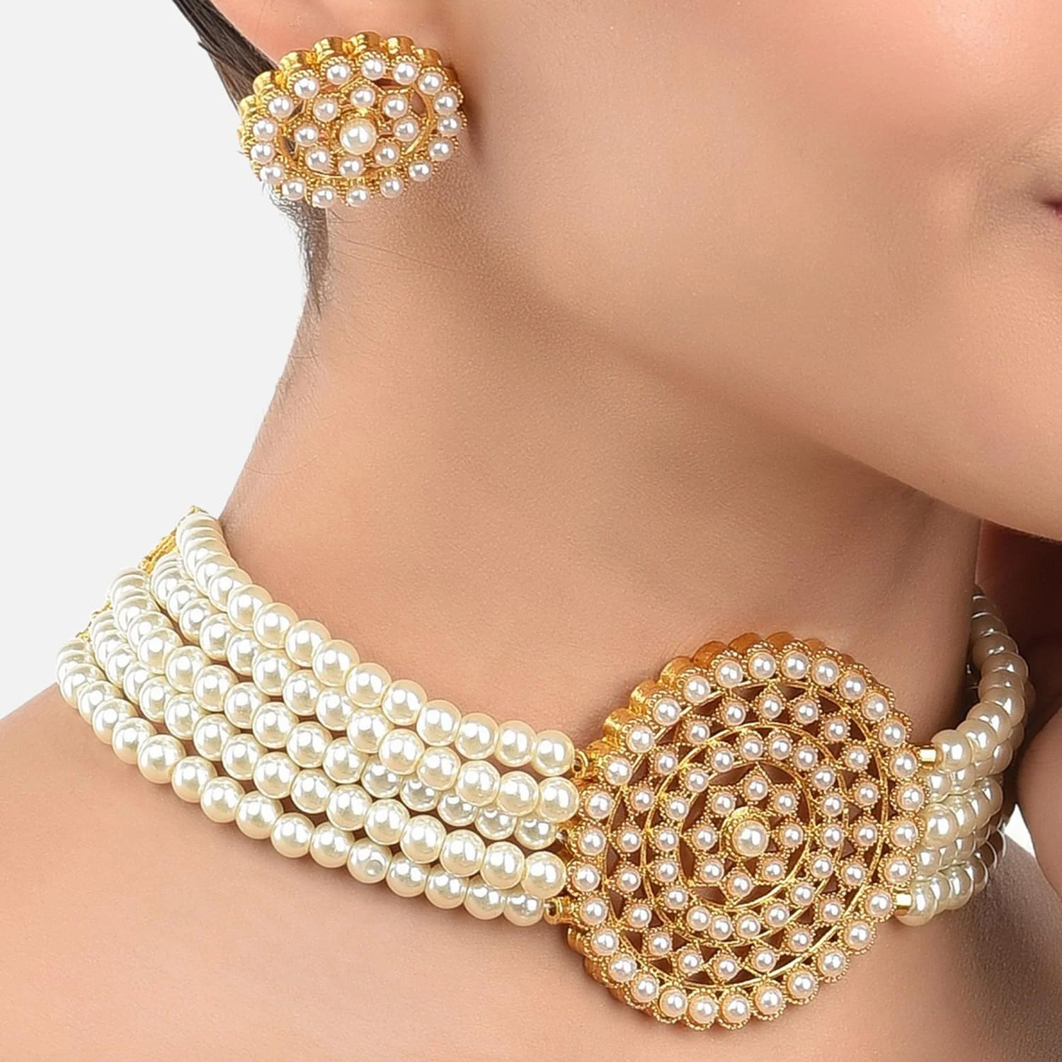 آهلی، ست گردنبند، گوشواره و تیکا پیشانی مجلسی با مروارید، سنگ های رنگی و طرح سنتی هندی، مناسب عروسی، مهمانی و استایل بالیوودی برای بانوان آهلی، ست گردنبند، گوشواره و تیکا پیشانی مجلسی با مروارید، سنگ های رنگی و طرح سنتی هندی، مناسب عروسی، مهمانی و استایل بالیوودی برای بانوان