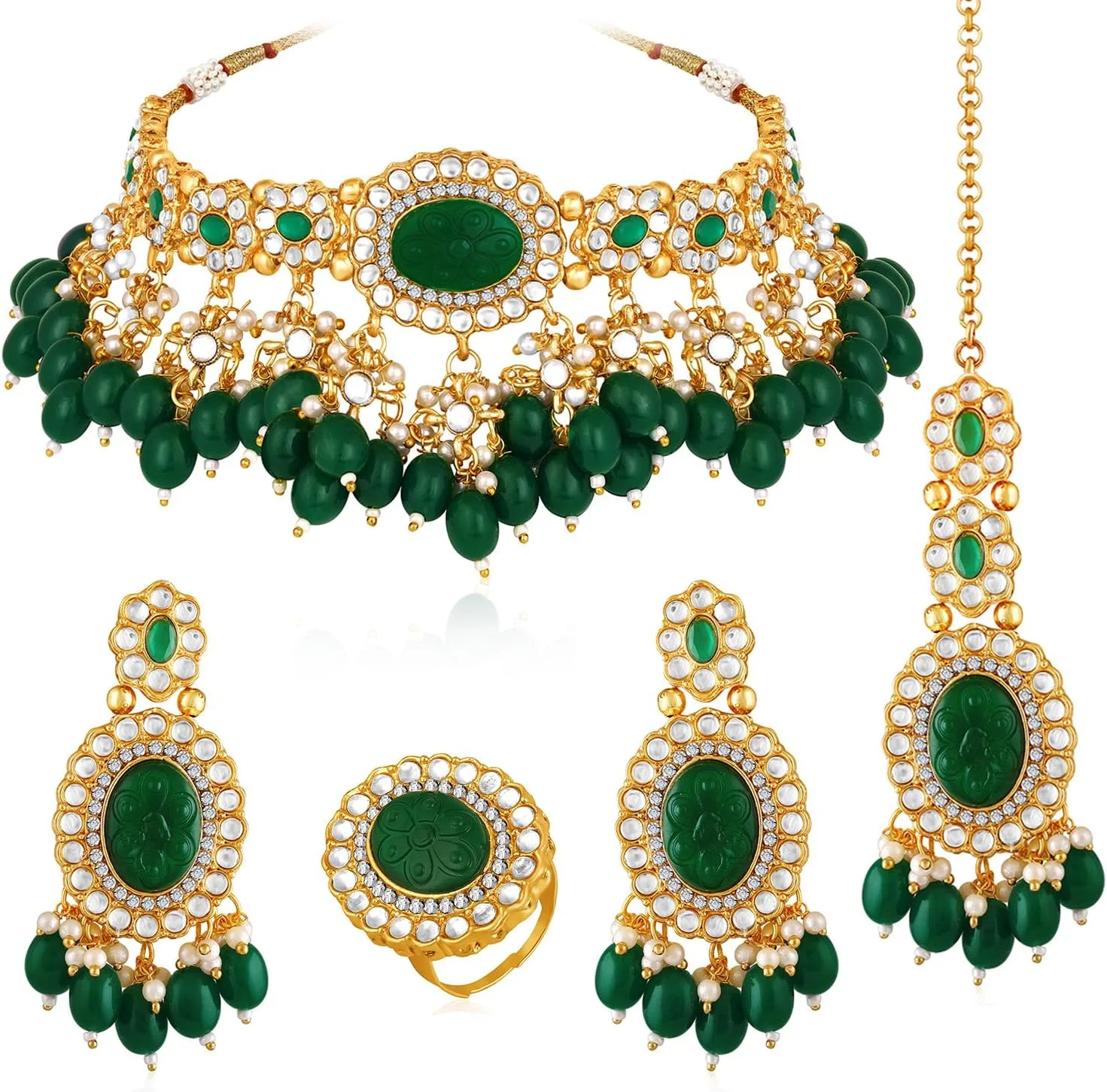 ست زیورآلات زنانه شامل گردنبند نگین‌دار، گوشواره آویز، مانگتیکا و انگشتر با سنگ‌های سبز رنگ