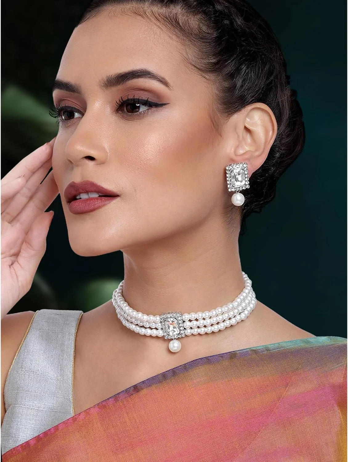 ست گردنبند و گوشواره زنانه طرح قومیتی آهلی مناسب مجالس عروسی و مهمانی های بالیوودی ست گردنبند و گوشواره زنانه طرح قومیتی آهلی مناسب مجالس عروسی و مهمانی های بالیوودی