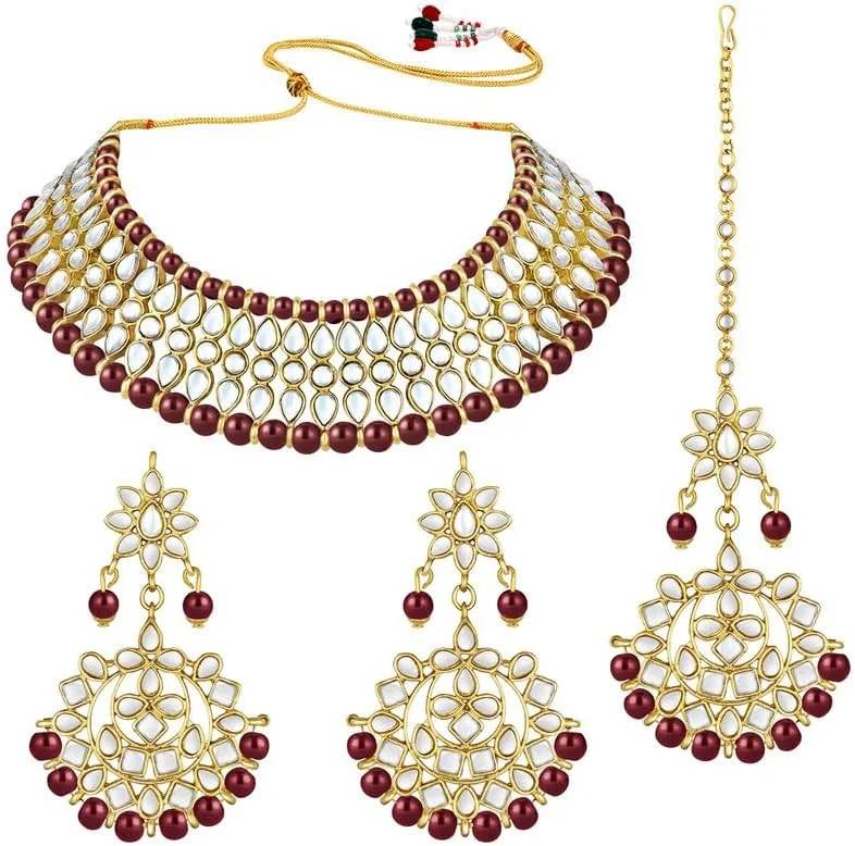 ست جواهرات گردنبند چوکر آبی رنگ نگین دار با روکش طلایی به سبک سنتی Aheli ست جواهرات گردنبند چوکر آبی رنگ نگین دار با روکش طلایی به سبک سنتی Aheli