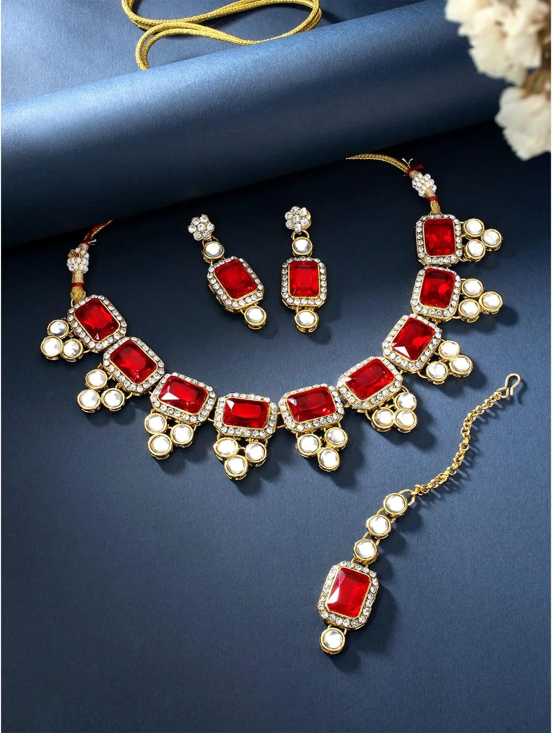 ست جواهرات زنانه شامل گردنبند، گوشواره و تیکا پیشانی با طرح قومی و سنگ های مصنوعی آبی رنگ، مناسب برای مجالس و مهمانی ها ست جواهرات زنانه شامل گردنبند، گوشواره و تیکا پیشانی با طرح قومی و سنگ های مصنوعی آبی رنگ، مناسب برای مجالس و مهمانی ها