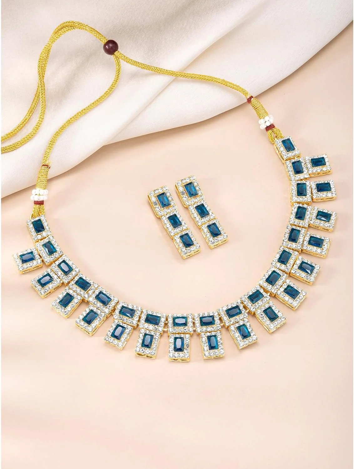 آهلی ست گردنبند نگیندار آبی با کریستال و زیرکونیا به همراه گوشواره زنانه آهلی ست گردنبند نگیندار آبی با کریستال و زیرکونیا به همراه گوشواره زنانه