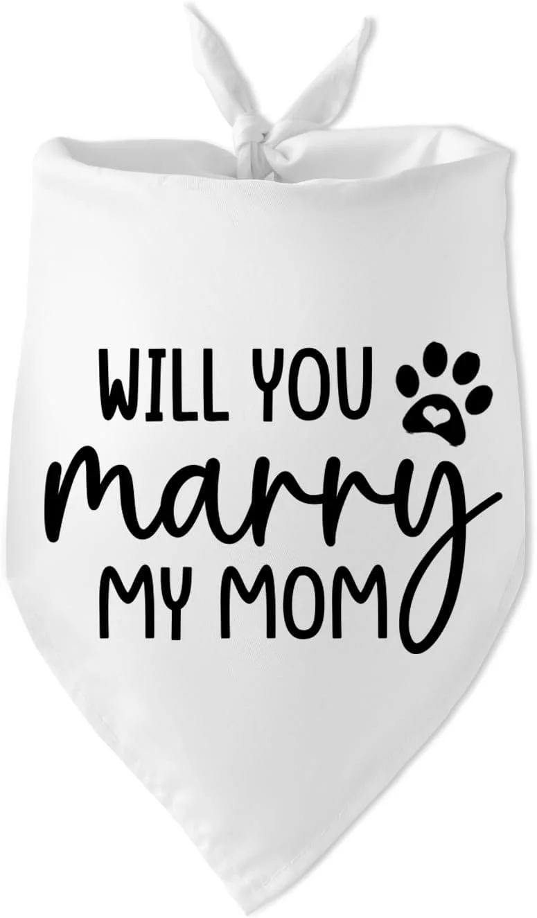 دستمال گردن سگ با طرح "آیا با مادرم ازدواج می کنی؟"، دستمال گردن سفید سگ، اکسسوری تزئینی برای عکس نامزدی و عروسی، هدیه برای صاحبان و دوستداران توله سگ
