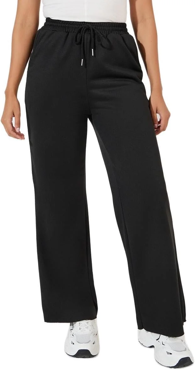 شلوار جاگر زنانه استایلی با پاچه گشاد و کمر بند دار شلوار جاگر زنانه استایلی با پاچه گشاد و کمر بند دار