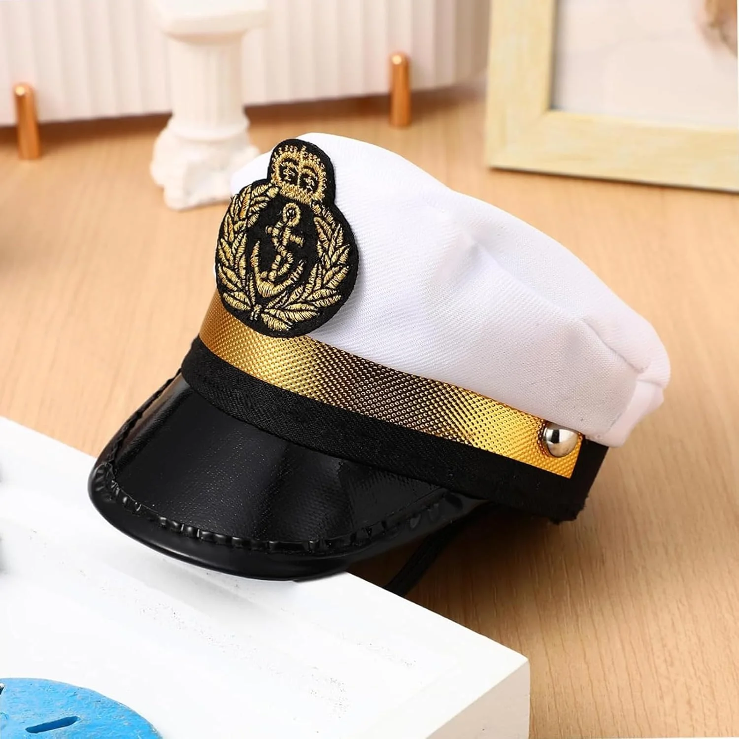 کلاه کاپیتانی سگ - کلاه کاپیتانی سفید با بند قابل تنظیم - مناسب برای لباس پوشیدن و عکس گرفتن، لوازم جانبی لباس هالووین نیروی دریایی برای گربه و توله سگ