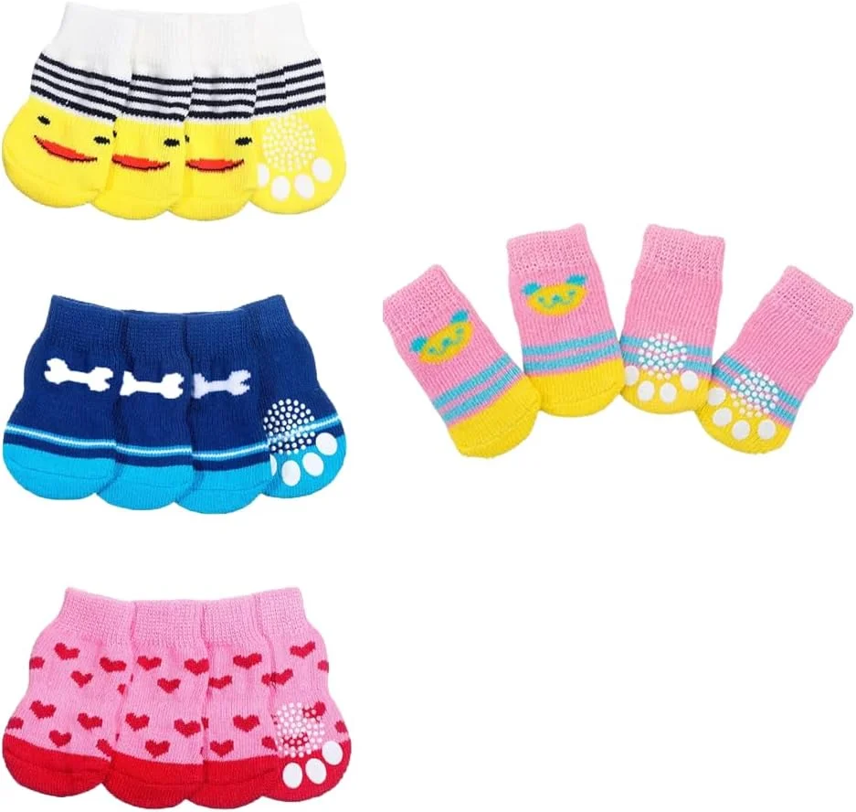 16 عدد جوراب سگ با طرح پنجه ضد لغزش، پوشش سریع، مناسب سطوح داخلی و مقاوم در برابر آلودگی فضای باز (سایز M) 16 عدد جوراب سگ با طرح پنجه ضد لغزش، پوشش سریع، مناسب سطوح داخلی و مقاوم در برابر آلودگی فضای باز (سایز M)