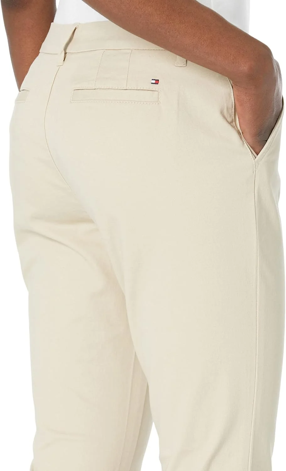 شلوار کتان زنانه تامی هیلفیگر مدل همپتون – شلوار سبک وزن زنانه با فرم آزاد شلوار کتان زنانه تامی هیلفیگر مدل همپتون – شلوار سبک وزن زنانه با فرم آزاد