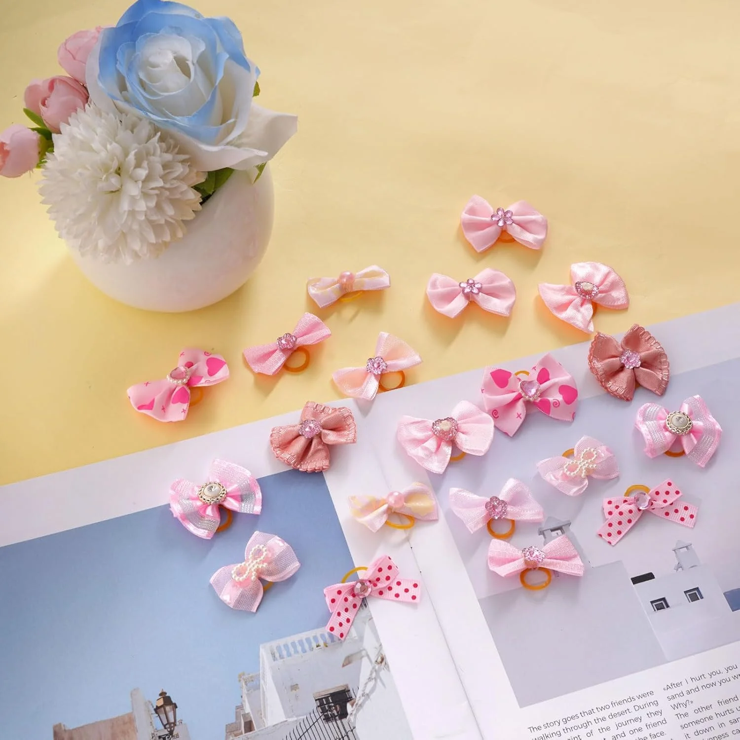 20 عدد پاپیون موی سگ بامزه با کش موی الاستیک دست ساز، طرح های ترکیبی توری، نگین بدلیجات و مروارید برای حیوانات خانگی دخترانه، طرح گلدار