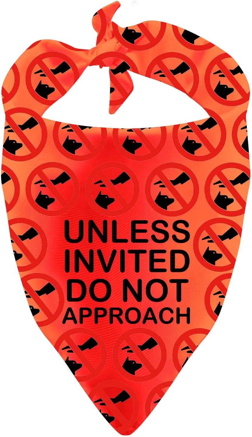 دستمال گردن سگ های حساس - لطفا نزدیک نشوید - هدیه ای برای سگ های عصبی (لطفا نزدیک نشوید)