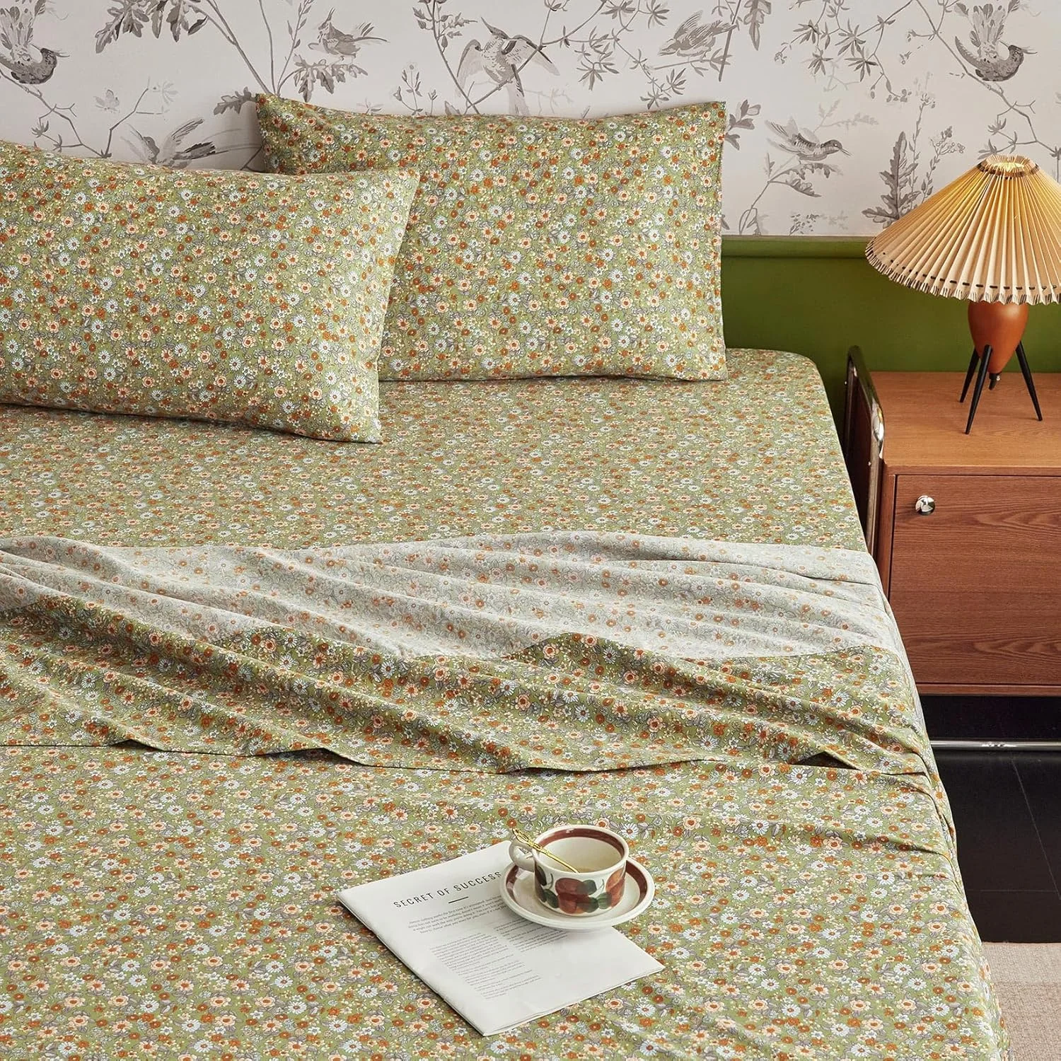 Wake In Cloud - ست ملحفه تخت خواب سایز کینگ، ست 4 تکه ملحفه تخت، جیب عمیق، گلدار شیک نارنجی آبی بنفش گل روی زیتونی سبز، ملحفه میکروفیبر نرم