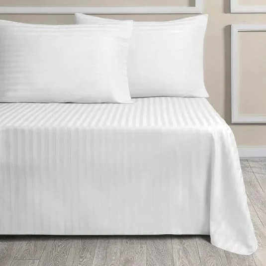 ملحفه تخت خواب راه راه میکروفایبر نرم به همراه 2 روبالشتی - 220x240 سانتی متر (سفید)