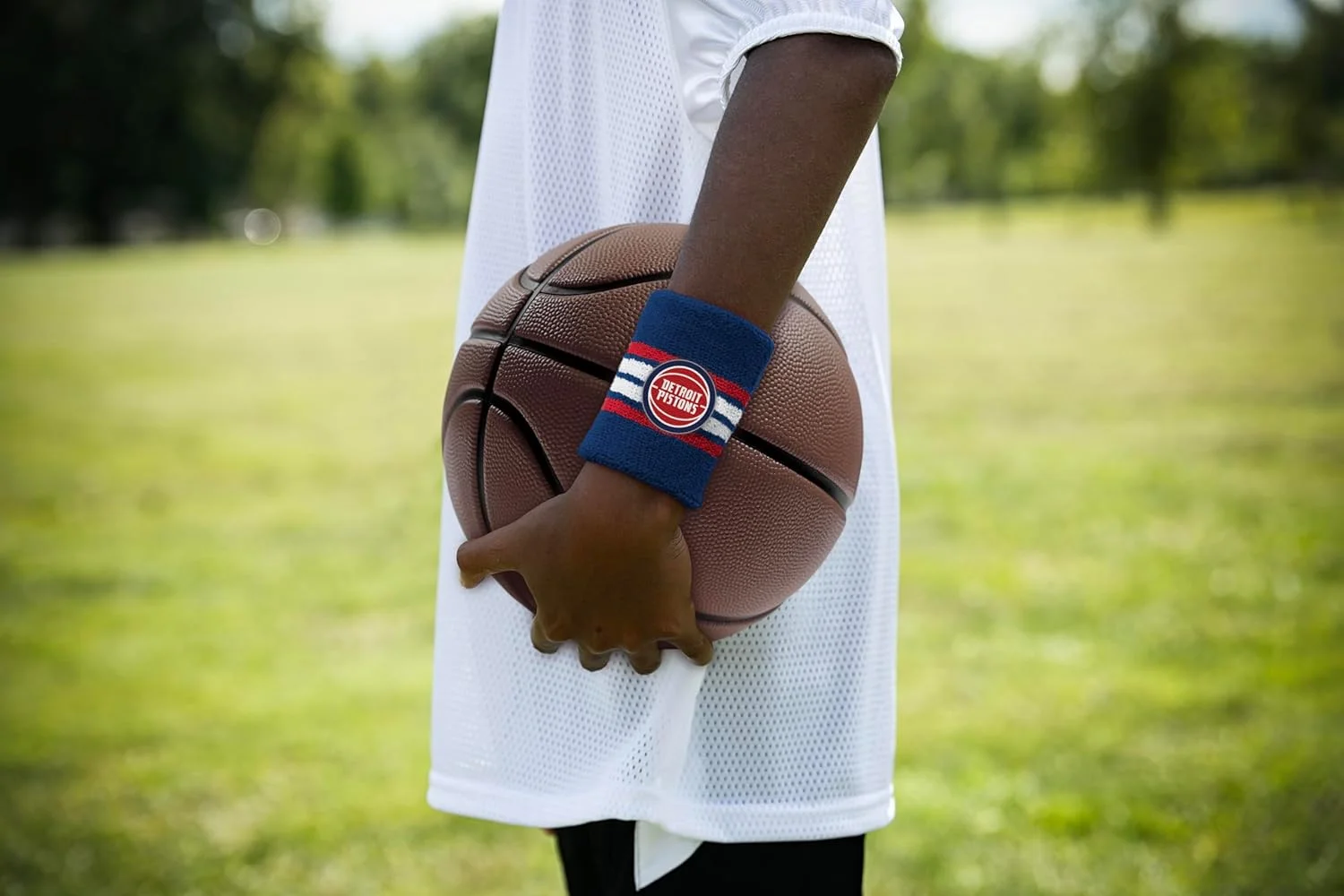 هدبند و مچ بند طرح تیم دیترویت پیستونز NBA، دارای مجوز رسمی، رنگ تیمی