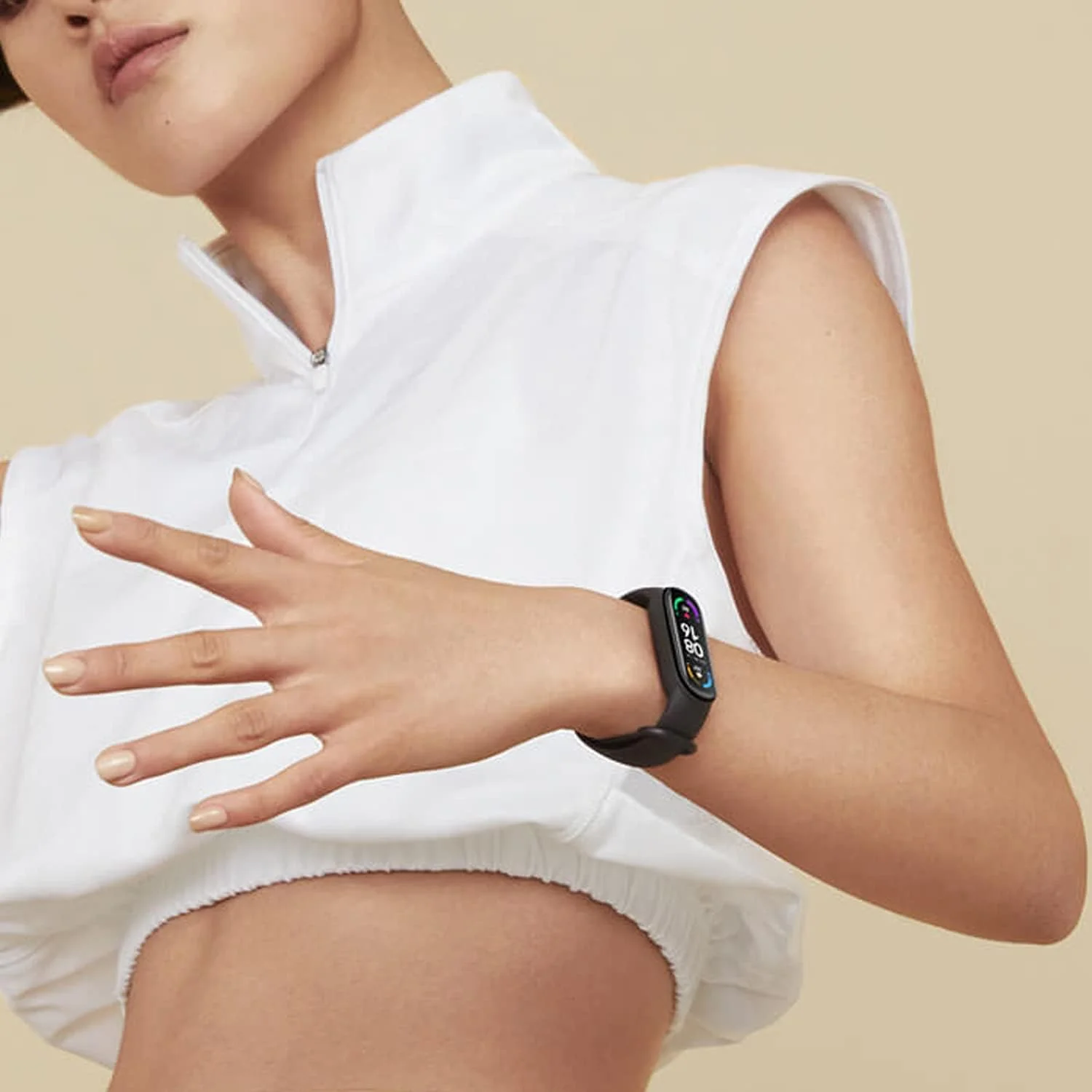 دستبند هوشمند شیائومی می اسمارت بند 6، صفحه نمایش لمسی شیشه ای حرارت دیده AMOLED 1.54 اینچی 40 درصد بزرگتر، ردیاب تناسب اندام 30 فعالیت، بسته زبان انگلیسی، اسپانیایی، مشکی، کوچک